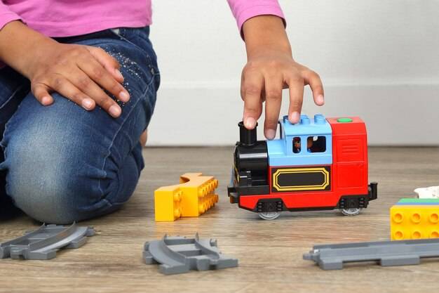 Jak zrobić auto dla dziecka w domowych warunkach?