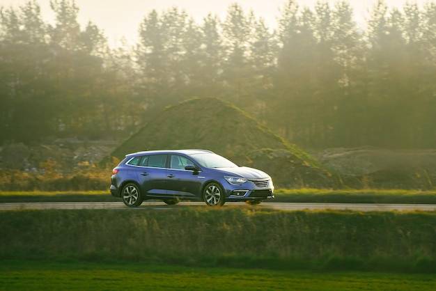Jakie są największe zalety Skody Enyaq Coupe RS iV jako samochodu elektrycznego?