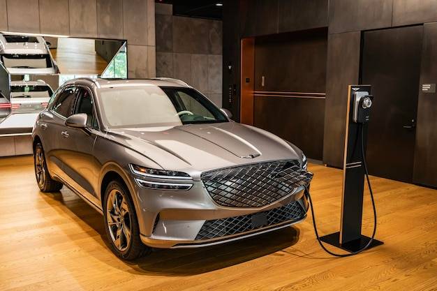 Jakie wrażenia z jazdy oferuje Mercedes EQC 400 4MATIC samochód elektryczny?