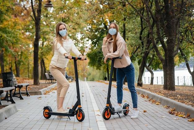 Jakie hulajnogi elektryczne są najlepsze na codzienne dojazdy?