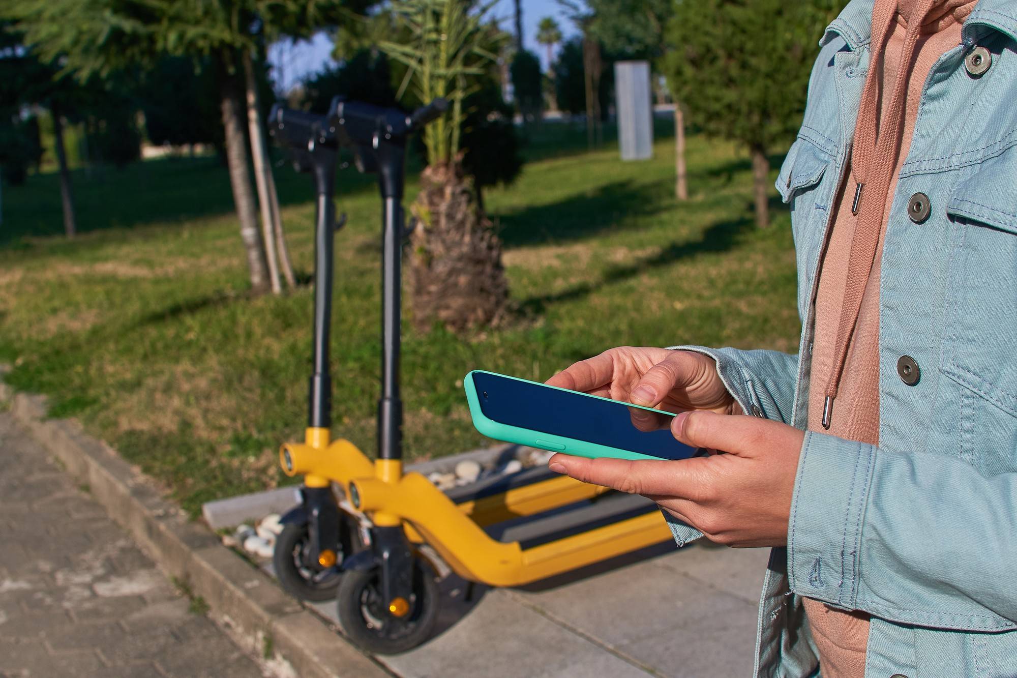 Jak uruchomić hulajnogę elektryczną Xiaomi w domowych warunkach