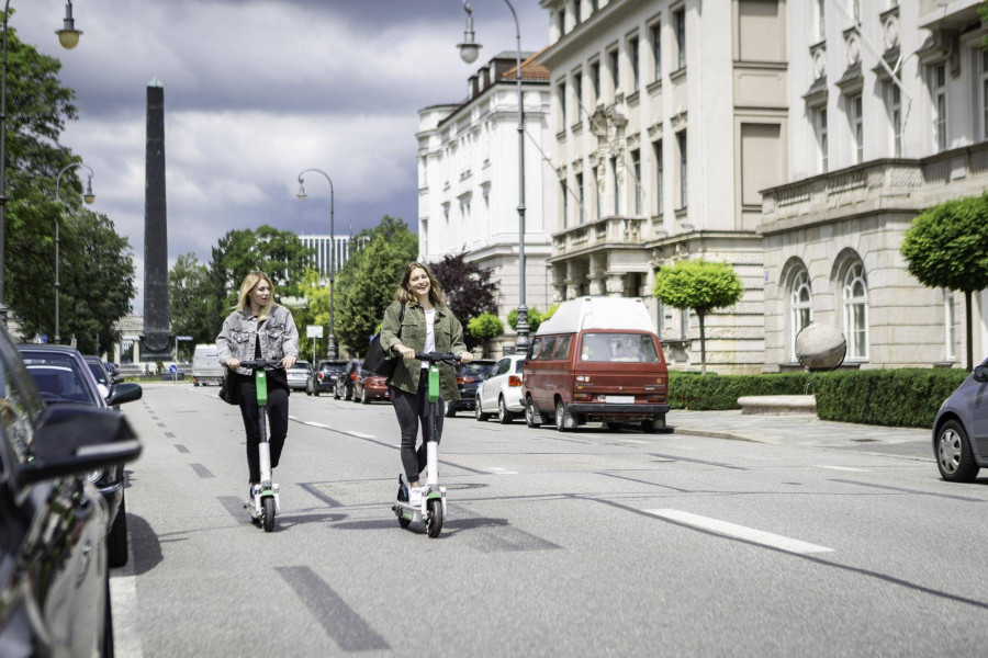 Jaka hulajnoga elektryczna 2026 sprawdzi się na miejskich trasach?