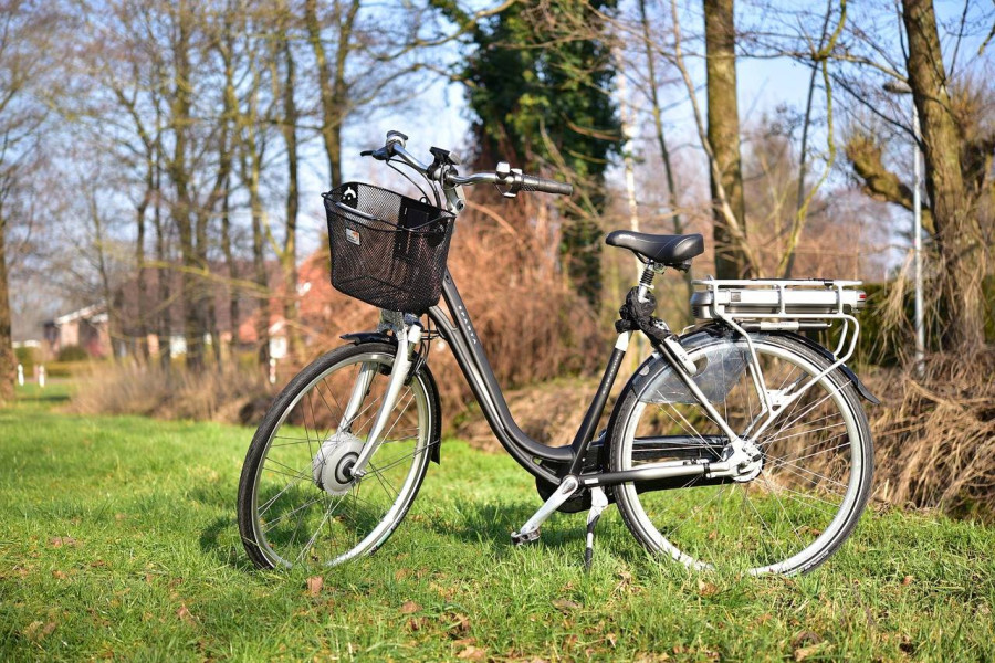 Jak ustawić siodełko w rowerze trekkingowym aby jeździć wygodnie?